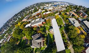 The 好的赌博软件推荐 campus in a 360 circular globe